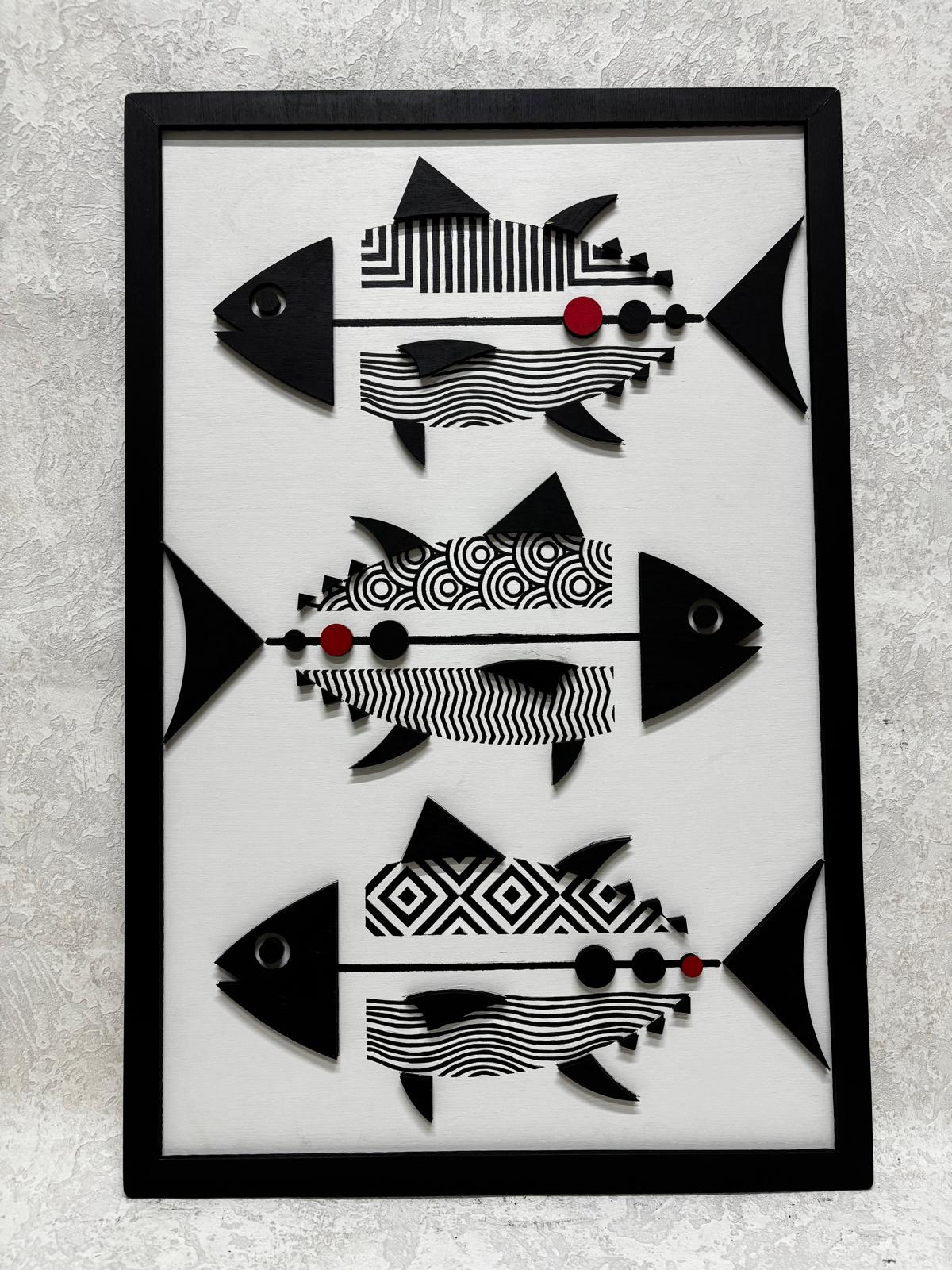 Black Fish / Wooden Tiered Table