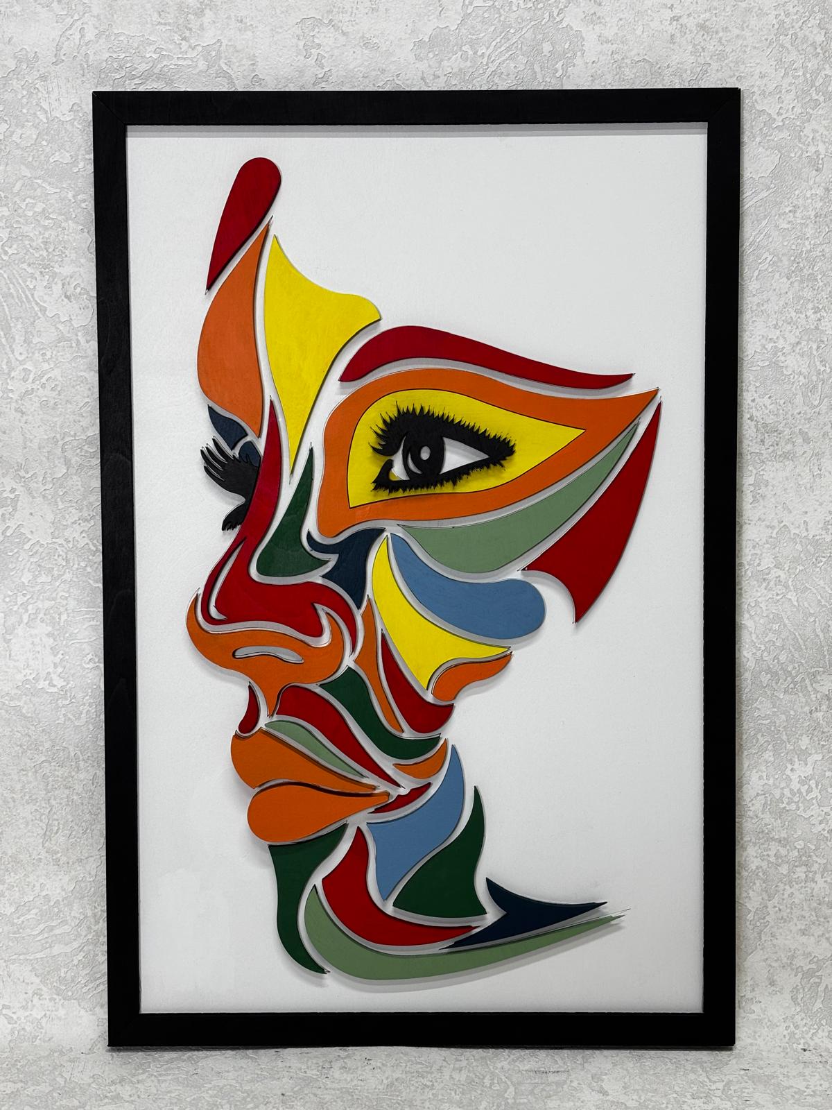 Pop Up  Face  / Wooden Tiered Table