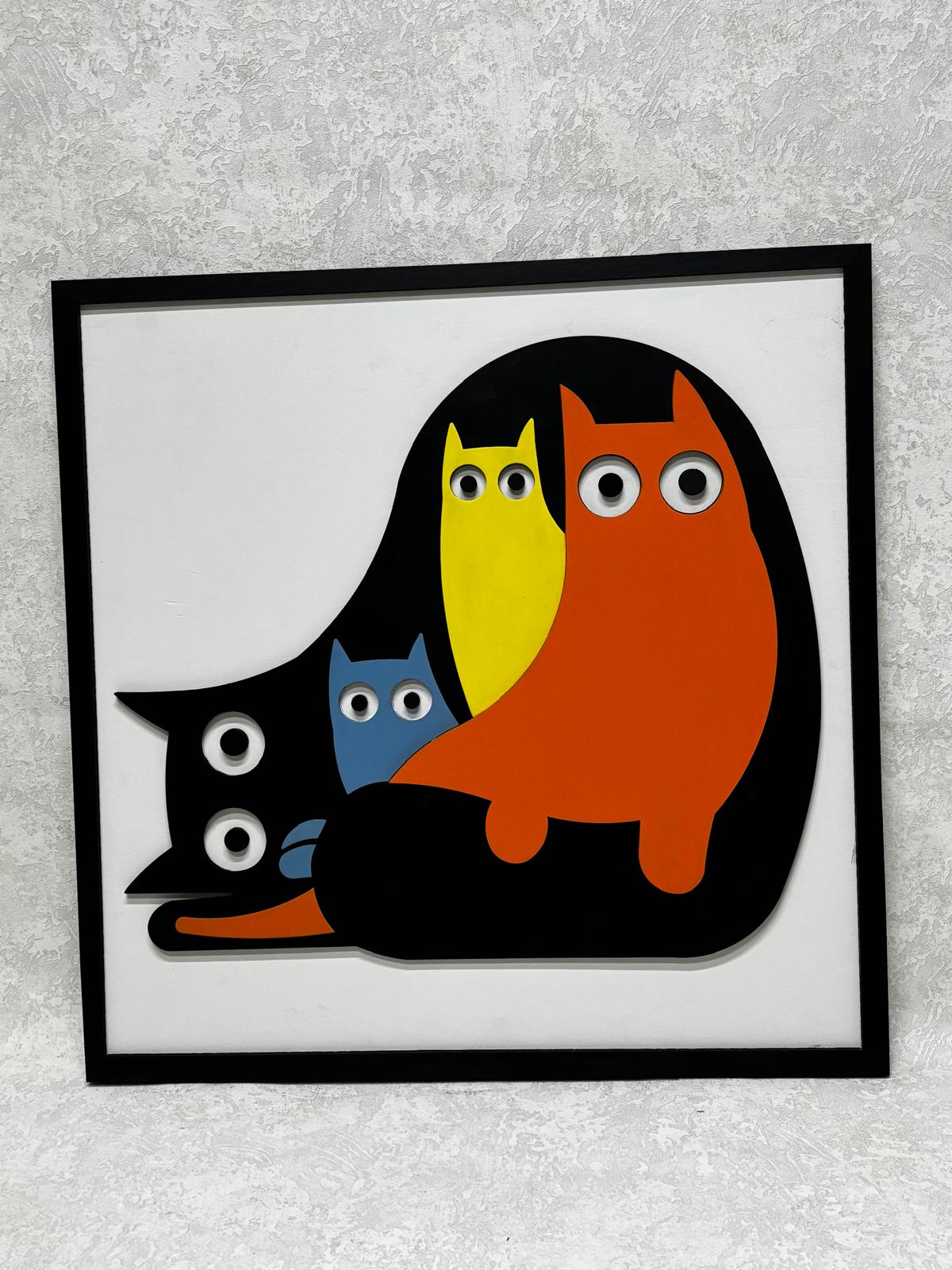 Abstract Colorful Cats / Wooden Tiered Table