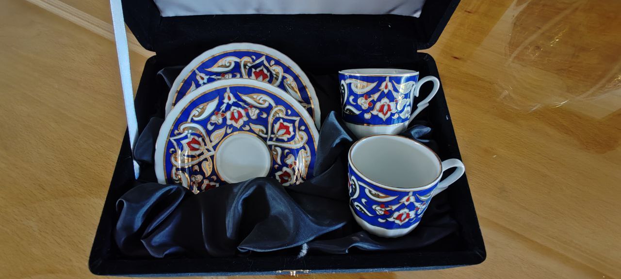 Güral Porselen Hand-Painted Coffee Cup Set in Velvet Box