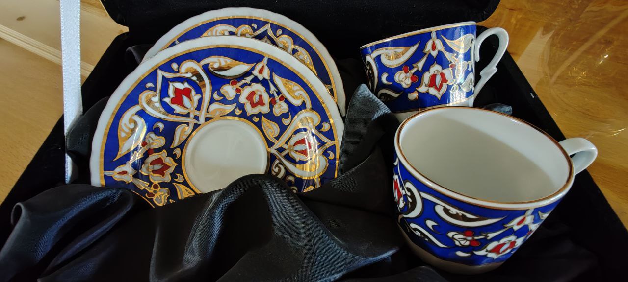 Güral Porselen Hand-Painted Coffee Cup Set in Velvet Box