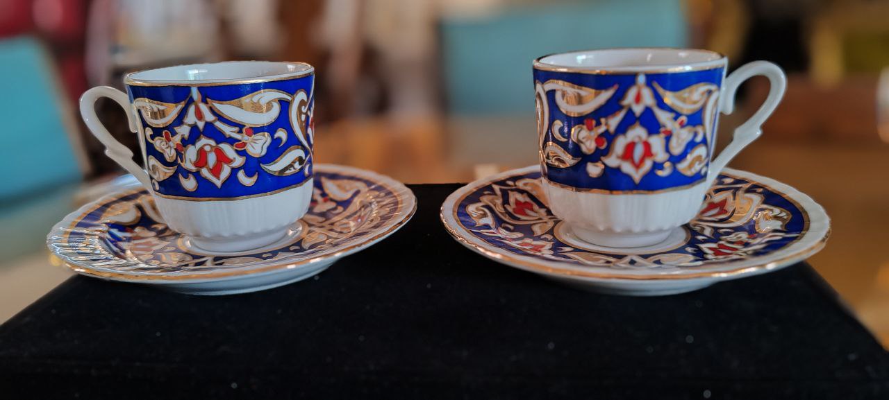 Güral Porselen Hand-Painted Coffee Cup Set in Velvet Box