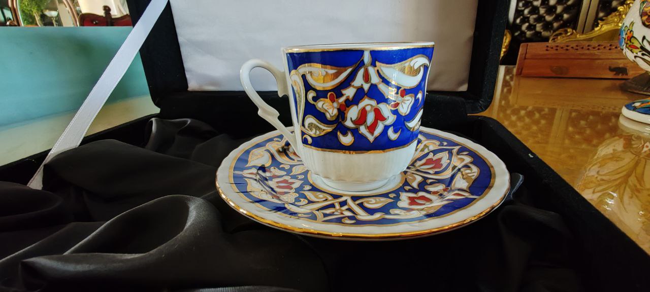 Güral Porselen Hand-Painted Coffee Cup Set in Velvet Box