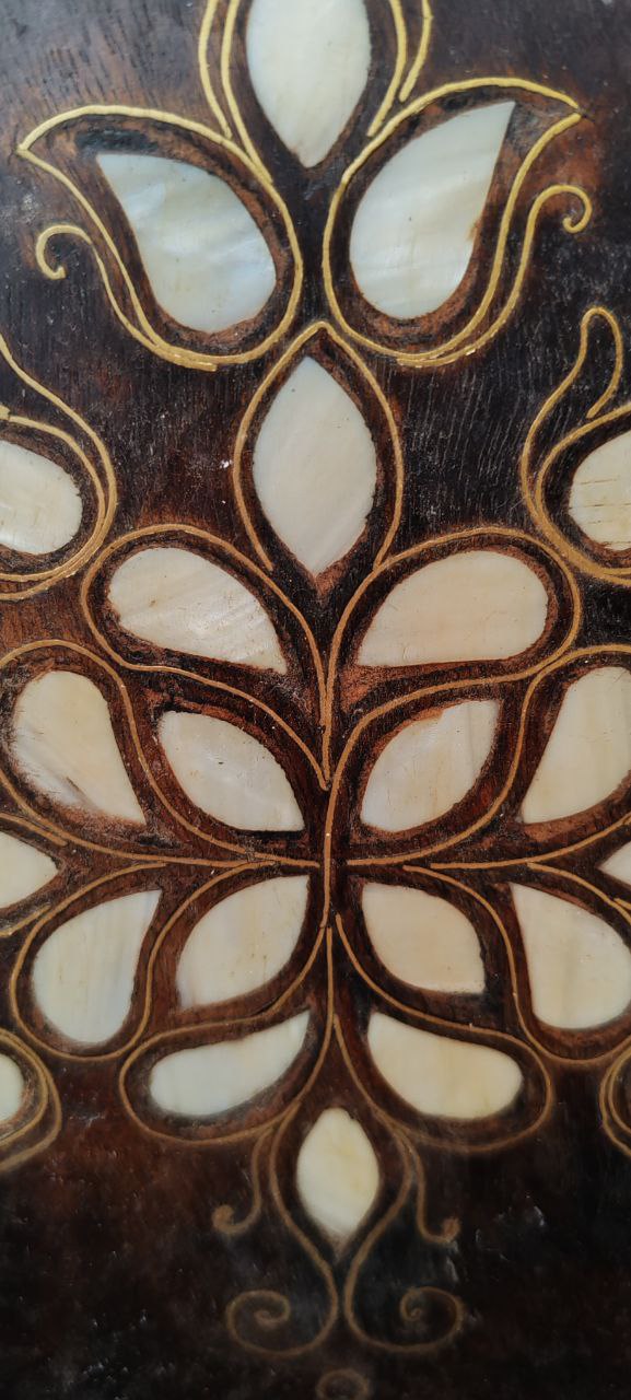 Handmade Wooden Wall Shelf with Brass & Mother-of-Pearl Inlay – Kavukluk