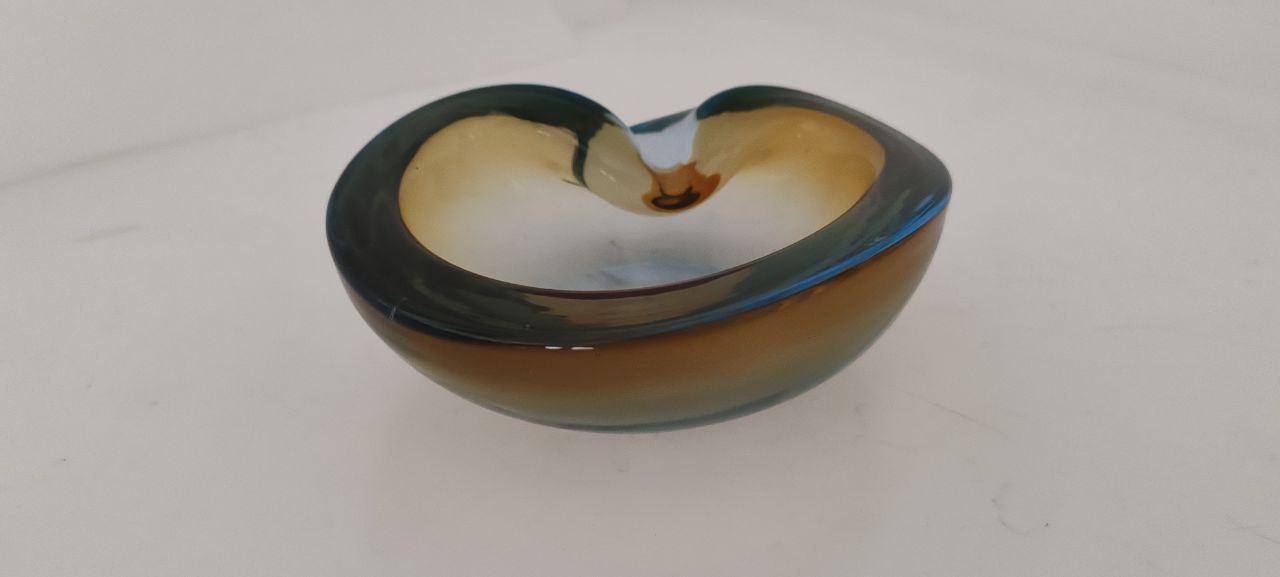 Flavio Poli for Murano – Sommerso Art Glass Bowl – Amber and Blue – 1960s