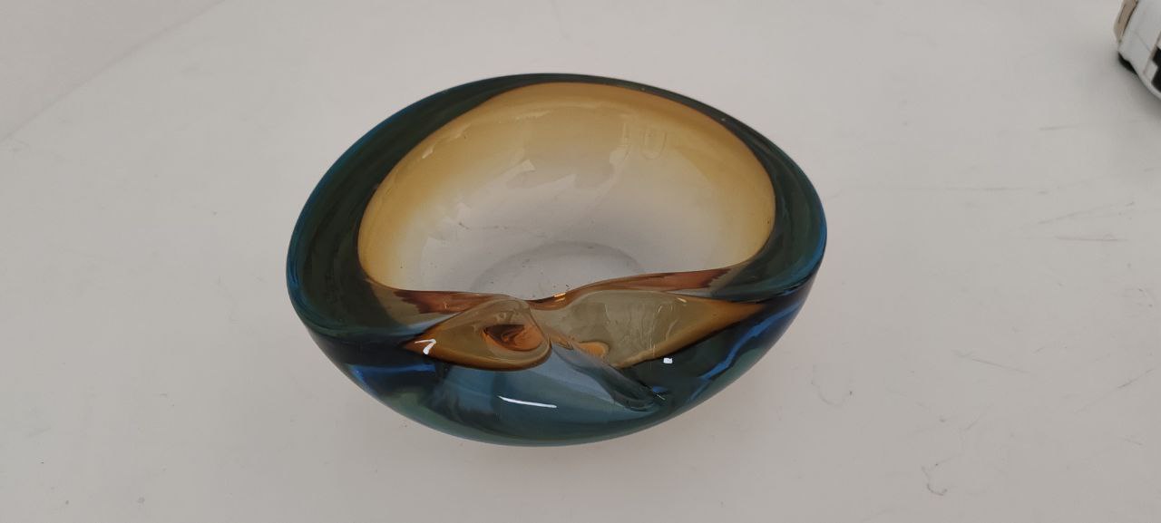 Flavio Poli for Murano – Sommerso Art Glass Bowl – Amber and Blue – 1960s