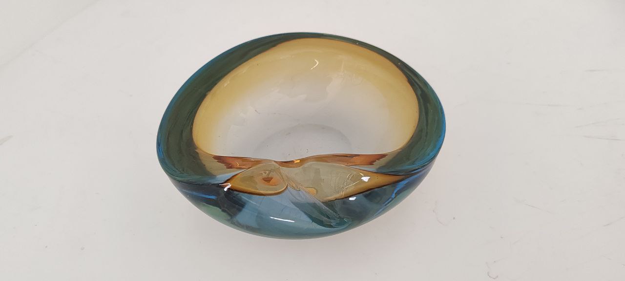 Flavio Poli for Murano – Sommerso Art Glass Bowl – Amber and Blue – 1960s