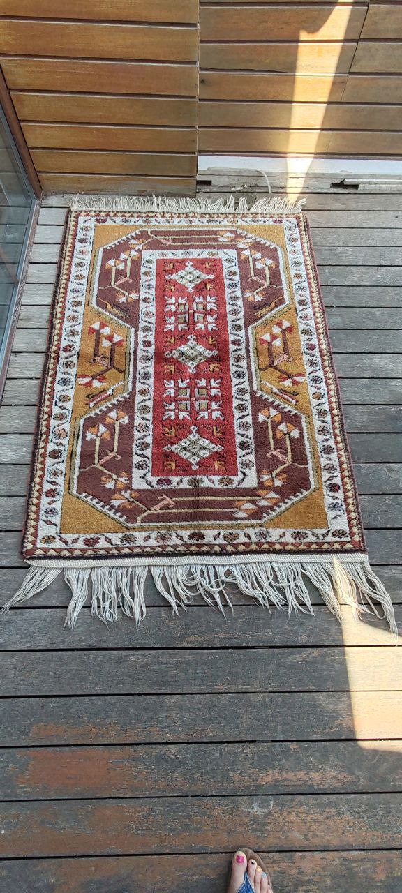 Vintage Turkish Milas Rug – 130x90 cm – Geometric Prayer Motif