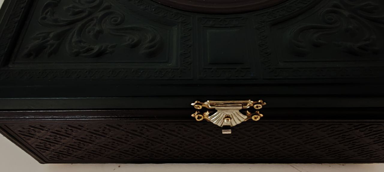 Makey Luxury Jewelry Box – Handcrafted with Leather & Suede – 22x15x9 cm