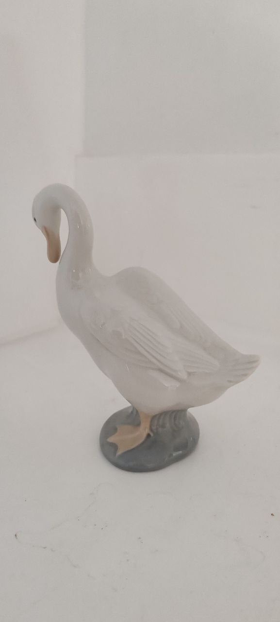 Vintage NAO by Lladro Porcelain Figurine – Standing Duck – Handcrafted in Spain – 14 cm