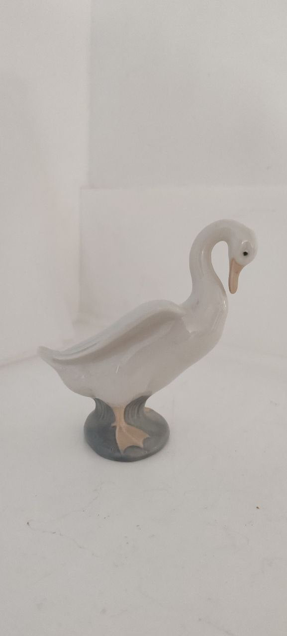 Vintage NAO by Lladro Porcelain Figurine – Standing Duck – Handcrafted in Spain – 14 cm