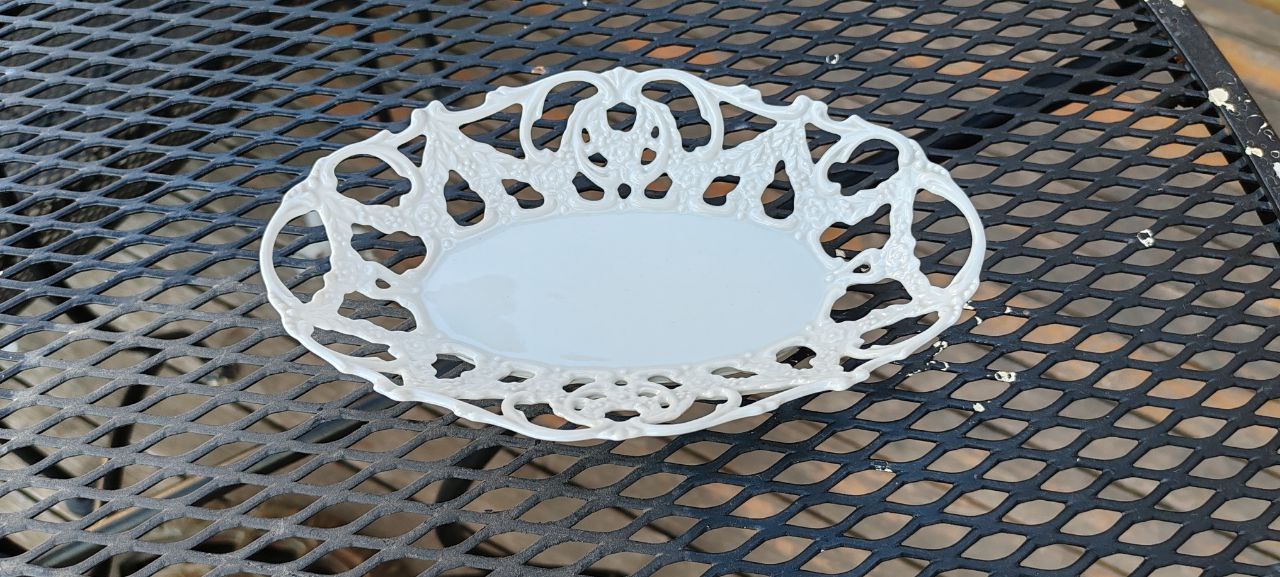 Vintage Kaiser W. Germany Reticulated Porcelain Bowl – White Glazed – 21x13x4 cm