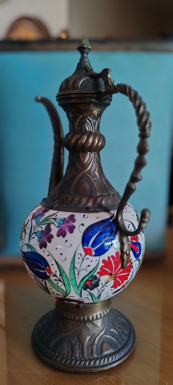 Iznik Ceramic Tombak Ewer – Hand-Painted Floral Tulip Design – 38x20 cm