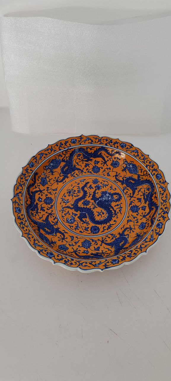 Chinese Qing Qianlong 1730s Traditional Dragon Bowl