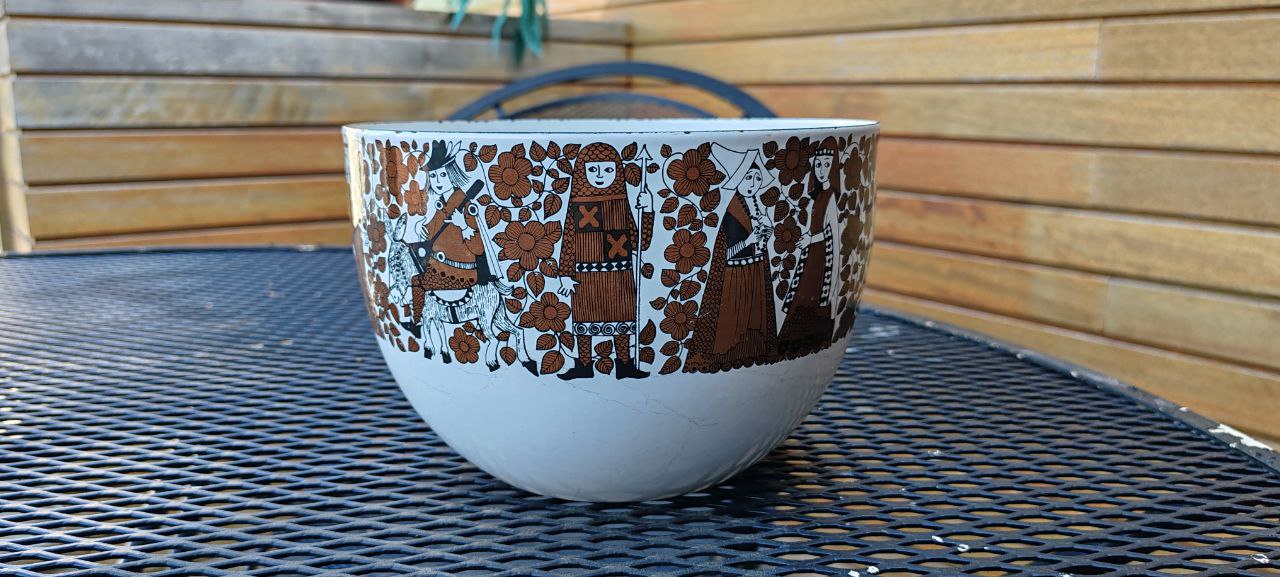Kaj Franck Design Enamel Steel Bowl made in 1960s