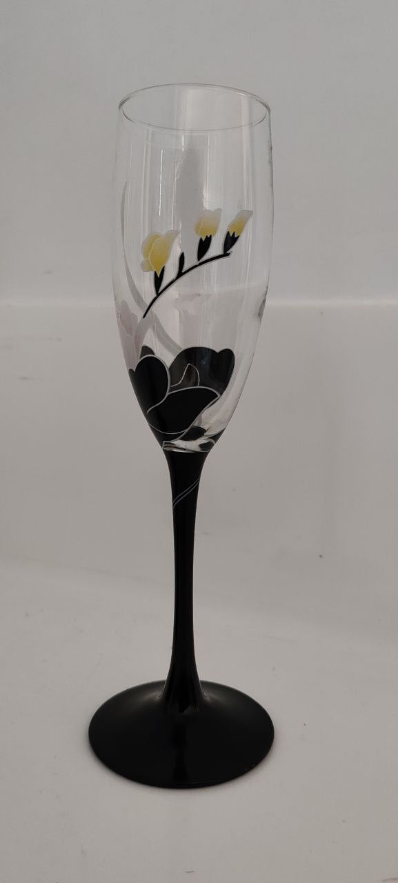 Set of 4 Hand-Painted French Champagne Flutes – 22x7 cm – Black Stem – Floral Art Nouveau Design
