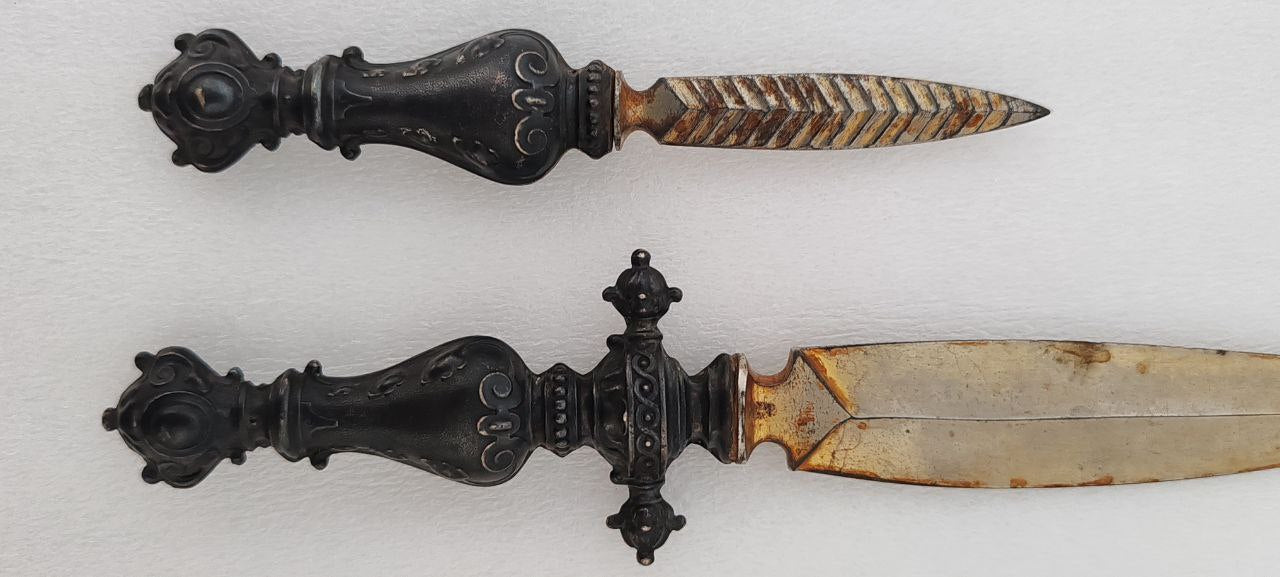 Antique Letter Opener & Wax Seal Handle Set – Ornate Brass & Bronze – Desk Décor