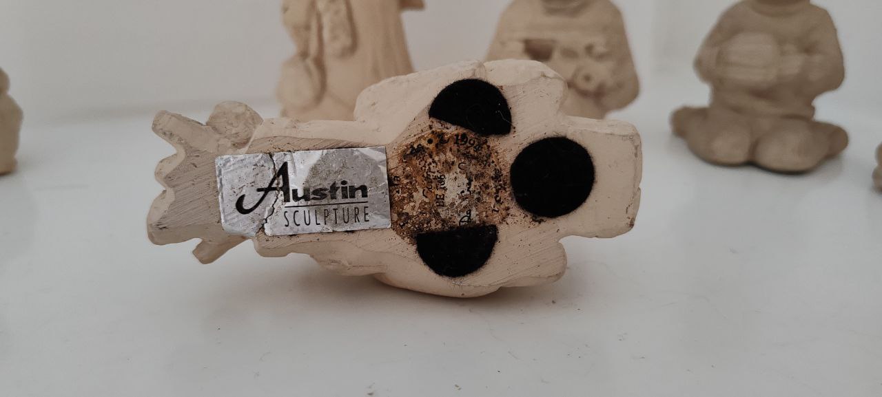 Vintage Austin USA Ceramic Children Figurines – Complete Set of 11 – Hand-Painted Hats – 1980s